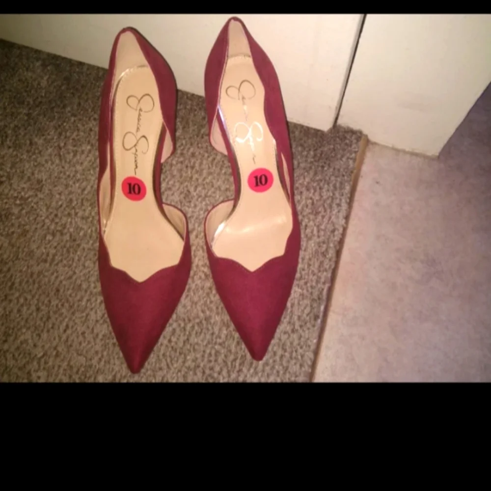 Jessica Simpson Stilettos - Picture 1 of 2